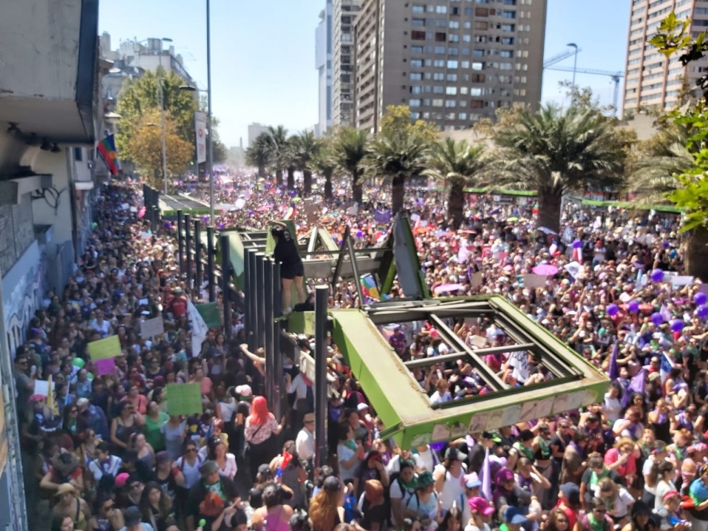 MULTITUDINARIAS MARCHAS EN TODO EL PAÍS EN PRIMERA JORNADA DE HUELGA